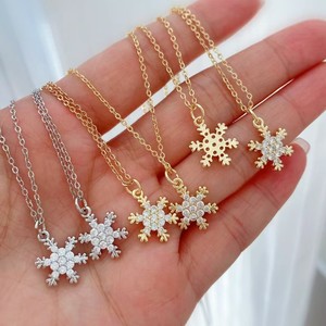 Four Leaf Clover Pendant Necklace Copper Alloy Chain Gold Silver Color Fashion Jewelry Gift For Women Accessory - Product Image 2