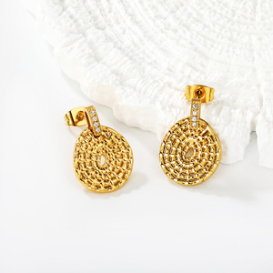 Irregular Heart Shape <b>Stud</b> <b>Earrings</b> 18k Gold Plated Zinc Alloy Party Jewelry Women Fashion Drop <b>Earrings</b> - Product Image 3