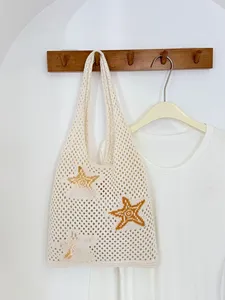 Sac fourre-tout grande capacité au crochet, nouvelle broderie étoile, tricot ajouré, bandoulière, style tendance pour la plage et les voyages, en polyester - Product Image 6