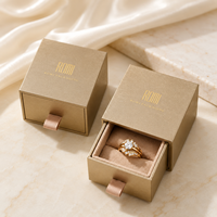 Boîte cadeau haut de gamme en velours pour bijoux, avec doublure en éponge dorée, gaufrage et impression offset, écologique, pour bagues de fêtes