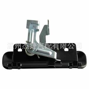 กรอบป้ายทะเบียนรถฟอร์ด E150 พร้อมมือจับด้านหลัง 6C2Z15434A20A F6UZ15434A20AAA ผลิตจากพลาสติกหลักๆ สำหรับใช้กับรถยนต์ - Product Image 4