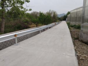 Barandilla de forma de onda galvanizada en baño caliente, barandilla Anticolisión de seguridad vial, carretera rural pintada con aerosol, 1: 2 - Product Image 6