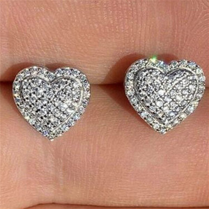 Orecchini a perno a forma di cuore scintillante da donna, eleganti orecchini a lobo a forma di cuore, gioielli alla moda per tutti i giorni e feste - Product Image 6