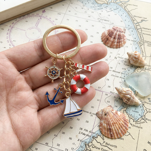 Porte-clés nautique personnalisé en métal avec breloques phare et ancre – Cadeau souvenir en gros sur le thème de l'aventure pour clubs de voile et voyageurs - Product Image 2