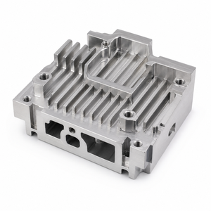 Plaque de dissipateur thermique en aluminium extrudé 6063 T5, pièces en aluminium usinées CNC pour le refroidissement des véhicules à énergie nouvelle - Product Image 5