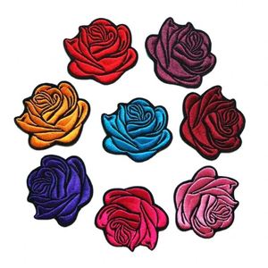Patchs brodés thermocollants personnalisés en sergé motif rose dessin animé pour vêtements - Product Image 1