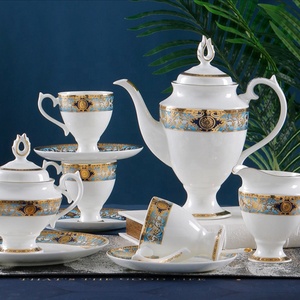 Service de table de luxe en porcelaine de qualité supérieure avec bordure dorée, vaisselle royale pour restaurant, porcelaine fine vintage Jcd100, vaisselle de luxe en porcelaine fine - Product Image 2