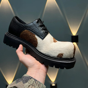 <span class=keywords><strong>Mocasines</strong></span> planos de pelo de <span class=keywords><strong>caballo</strong></span> con logotipo personalizado Unisex talla 35-44 estampado de vaca con cordones mujeres hombres zapatos Derby gruesos - Product Image 5