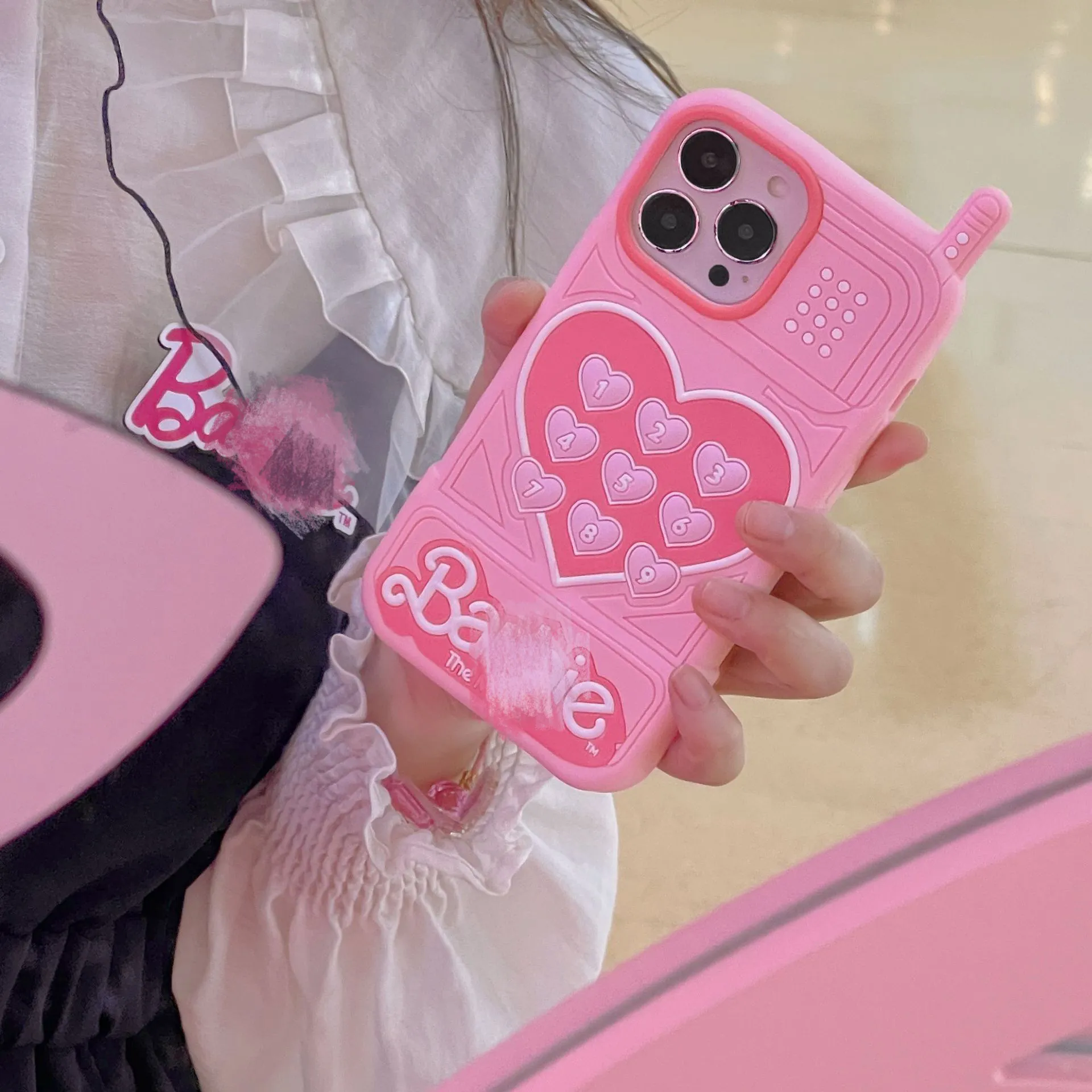 Capa do telefone LeYi Loexcessivamente Cartoon Silicone à prova de choque Cute Cases Feminino Rosa 3D Phone Case para Iphone 14 15 Pro Max Plus