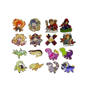 Cadeaux mignons, fabrication sur mesure, designs personnalisés gratuits, produits commémoratifs faits à <span class=keywords><strong>la</strong></span> main, artisanat mental, épingles en émail dur personnalisées - Product Image 2