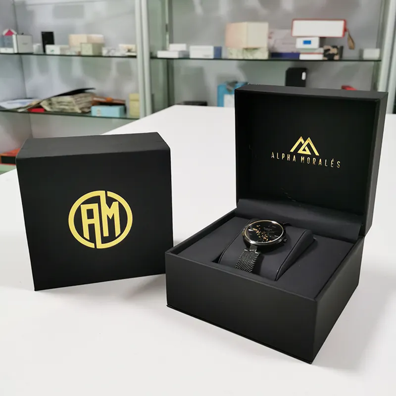 Izle kutusu lüks yüksek kalite özel Logo siyah karton kağıt hediye ambalaj için yeni tasarım özel kare izle kutusu