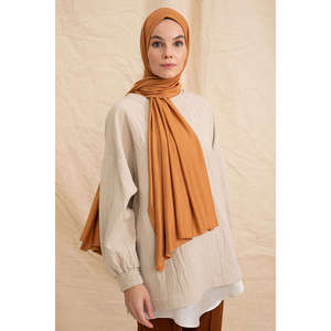 Bufanda de Algodón Color Mostaza, Larga, Transpirable, Accesorio de Moda para Mujer - Product Image 5