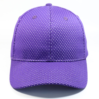Fabricante chino de 100% poliéster púrpura a granel sombrero deportes equipado elástico gorra de béisbol