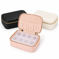 Boîte de rangement portable mini simple en PVC et carton scellée avec fermeture éclair pour boucles d'oreilles, bagues et petits accessoires