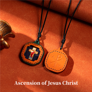 Collar Católico del Ascenso de Jesucristo, 100% Hecho a Mano, con Funda de Cuero, Arte Pintado en Relieve 3D, Amuletos Cristianos, Joyería Fina - Product Image 1