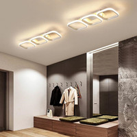 Plafonnier LED moderne en acrylique à 3 anneaux carrés, 40W, à changement de couleur par interrupteur, idéal pour salon, chambre et couloir – Vente chaude directe usine