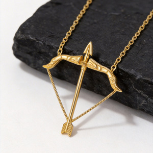 Collier arc et flèche en acier inoxydable 316L plaqué or 18 carats pour homme et femme, pendentif du zodiaque Sagittaire, bijoux de la mythologie grecque, résistant à l'eau - Product Image 3