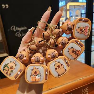 การ์ตูนน่ารัก capybara ทีวีที่มีแสงสร้างสรรค์สัตว์ตลกพวงกุญแจรถพวงกุญแจกระเป๋าเป้สะพายหลังจี้สำหรับเด็กของขวัญเครื่องประดับ - Product Image 2