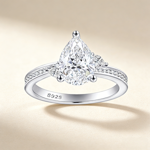 Anillo de Compromiso con Diamante Corte Pera, Plata 925, Engaste de Puntas, Joyería Romántica para Mujer - Product Image 2