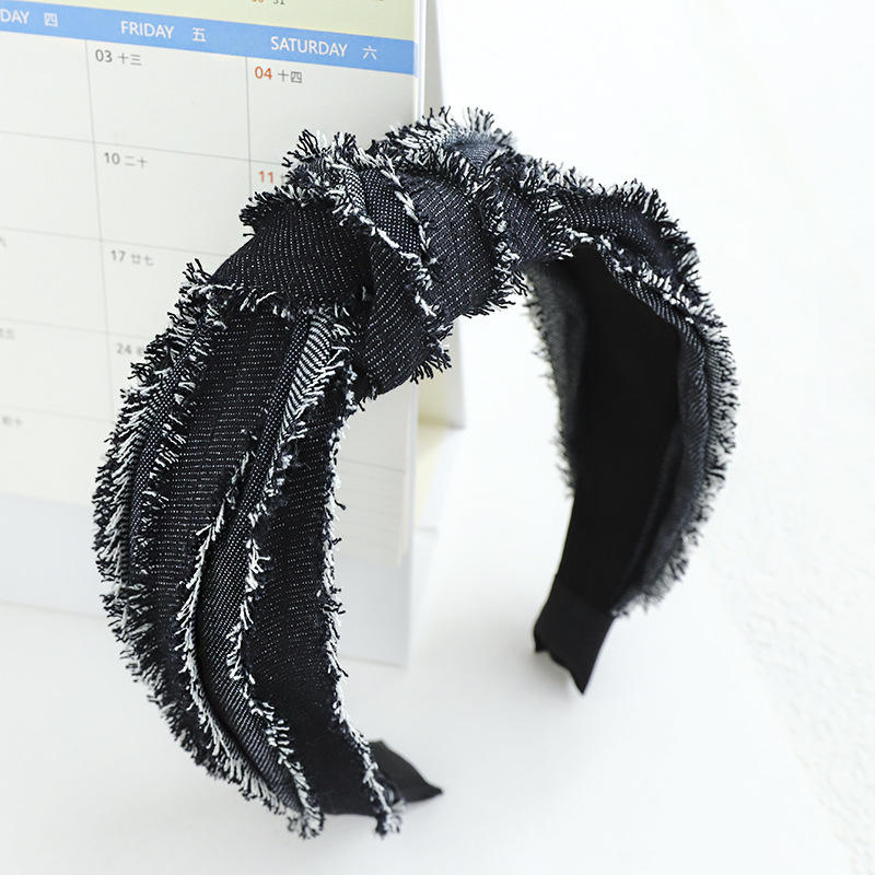 Black Middle knot headband