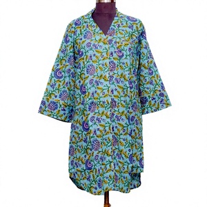 Chemise longue ajustable à col en V et boutons, imprimé floral vintage, en coton écologique respirant, style hip-hop, nouvelle collection pour soirée - Product Image 1