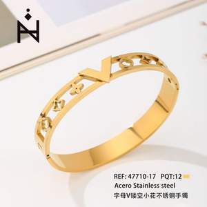 Brazalete de Acero Inoxidable Chapado en Oro con Letra V, Brazalete Abierto, Joyería de Moda Unisex, Regalo - Product Image 1