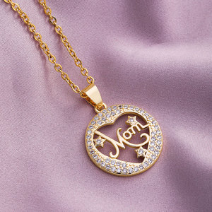 Delicado Collar con Dije de Diamantes en Acero Inoxidable 316L Chapado en Oro PVD de 14k/18k, Joyería Fina para el Día de la Madre, Collar para Mamá - Product Image 3