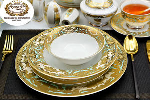<span class=keywords><strong>Set</strong></span> Completo di 24 Pezzi di <span class=keywords><strong>Piatti</strong></span> Eleganti con Motivi Dorati in Porcellana Bone China per <span class=keywords><strong>6</strong></span> <span class=keywords><strong>Persone</strong></span> - Product Image 2