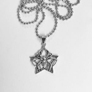 Collar de cadena de cuentas de acero inoxidable con colgante de estrella y araña de Halloween a la moda - Product Image 5