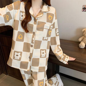 بيجامة نسائية بأكمام طويلة للخريف والشتاء بتصميم دب لطيف، بدلة ناعمة من قماش الساندويتش الهوائي، ملابس منزلية كرتونية بالجملة - Product Image 2