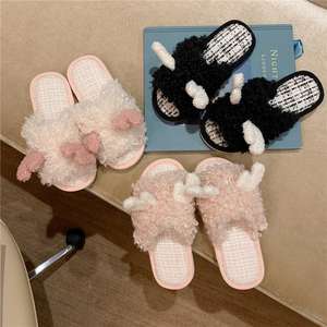 <span class=keywords><strong>Ciabatte</strong></span> pelose con una sola parola e carine con cuore <span class=keywords><strong>da</strong></span> ragazza carina per stivali caldi autunnali e invernali pantofole in peluche con suola morbida per la <span class=keywords><strong>casa</strong></span> - Product Image 3