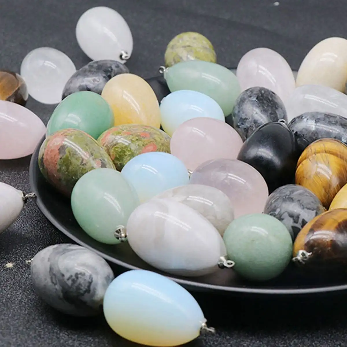 جديد بيع علاج طبيعي دلاية الكريستال الأحجار الكريمة مختلفة الأحجار الرئيسية شكل البيض دلاية لصنع المجوهرات