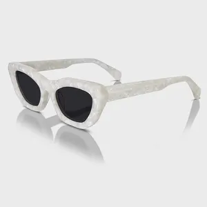 Yeetian 2024 نظارات شمسية حديثة للنساء عصرية أنيقة من الرخام الأبيض اللؤلؤي بإطار سميك من الـ acetate