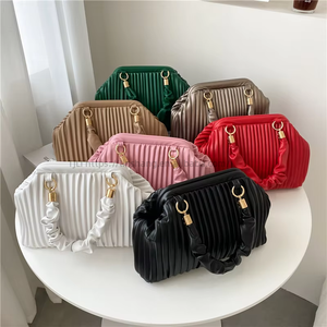 Sacs à main en cuir PU en gros d'usine, sacs fourre-tout pour femmes, sacs à bandoulière tendance pour jeunes femmes - Product Image 1