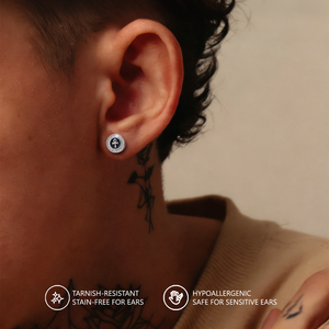 Boucles d'oreilles clous pour hommes, motif Œil tout-voyant et Croix Ankh, en argent 925, émail noir avec bordure pavée de zircone cubique transparente, plaqué or 14 carats, bijoux Hip Hop - Product Image 5