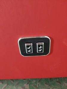 Canapé-lit 2 places avec accoudoirs flexibles, utilisé pour la conversion de voiture avec sièges coulissants et sièges-lits pour bus - Product Image 3