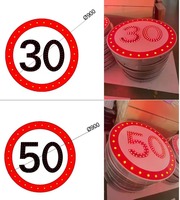 Panneau de signalisation routière portable à LED clignotant, panneau de signalisation de stop à main, flèches clignotantes rouge, matériau PVC imprimé UV