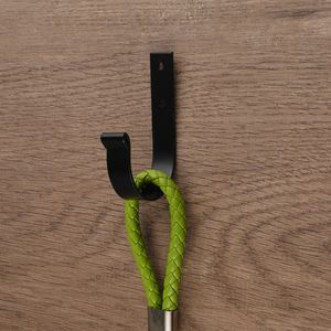Crochets muraux en métal Wenzhou Platinum Link B537, minimalistes et durables, pour pots de plantes, mangeoires à oiseaux, lanternes - Product Image 4