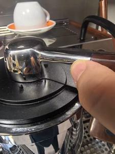 Cafetera de café expreso semiautomática comercial con caldera doble de acero inoxidable para hotel, cafetera de frijol A taza de café - Product Image 6