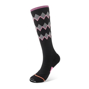 Femmes <span class=keywords><strong>Fantaisie</strong></span> Coloré Gym Elite Athlétique Sauter Courir Bas <span class=keywords><strong>Chaussettes</strong></span> Cyclisme Sport Compression Genou <span class=keywords><strong>Chaussettes</strong></span> Hautes - Product Image 6