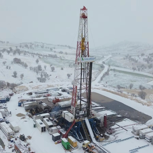 Foreuse de terrain robuste ZJ-50L |   Équipement d'exploration pétrolière et gazière de 5000 m avec système de pompe à boue haute efficacité - Product Image 1