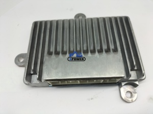 Pièces de rechange pour contrôleur ECU ECM d'excavatrice ZX200-3 ZX210-3 ZX230-3 ZX240-3 ZX250-3 ZX270-3 ZX330-3 3901-512904 - Product Image 4