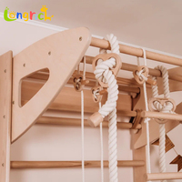 Échelle suédoise en bois pour enfants avec accessoires en corde - Aire de jeux intérieure et structure d'escalade