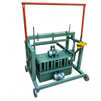 Machine à blocs de ciment creux de qualité supérieure résistante à l'usure avec moules de production personnalisés