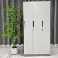 Armoire en acier à 3 portes personnalisée, prix d'usine, avec serrure à clé, armoire métallique verrouillable, adaptée au rangement dans les écoles, les gymnases