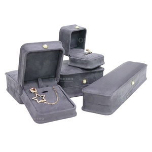 Luxury <b>Small</b> Jewellery Storage Case Velvet Jewelry <b>Gift</b> <b>Box</b> Organizer with Customized Logo - Product Image 1