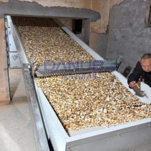 Séchoir à bande maillée pour tranches d'igname de haute qualité, ligne de production de découpe et de séchage d'igname, déshydrateur d'igname - Product Image 3