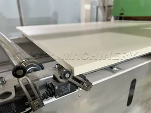 BOGDA Máquina automática de fabricación de tableros de espuma de <span class=keywords><strong>PVC</strong></span> rígido para <span class=keywords><strong>armario</strong></span> de cocina - Product Image 3