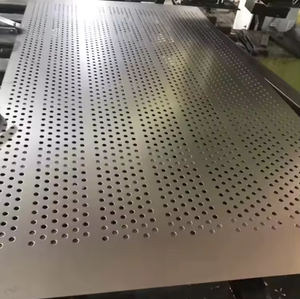 Maille perforée en acier inoxydable 304L, surface embossée, largeur 1800 mm, personnalisable, excellente maniabilité, coutures soudées percées, poinçonnée - Product Image 2