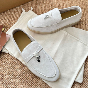 รองเท้าโลฟเฟอร์ดีไซน์หรูหราสั่งทำพิเศษพร้อมโลโก้ ปี 2026 รองเท้าผู้หญิงแบบสวมลำลองอเนกประสงค์สำหรับใส่เดินทุกวัน มีหลายสไตล์ให้เลือก - Product Image 1